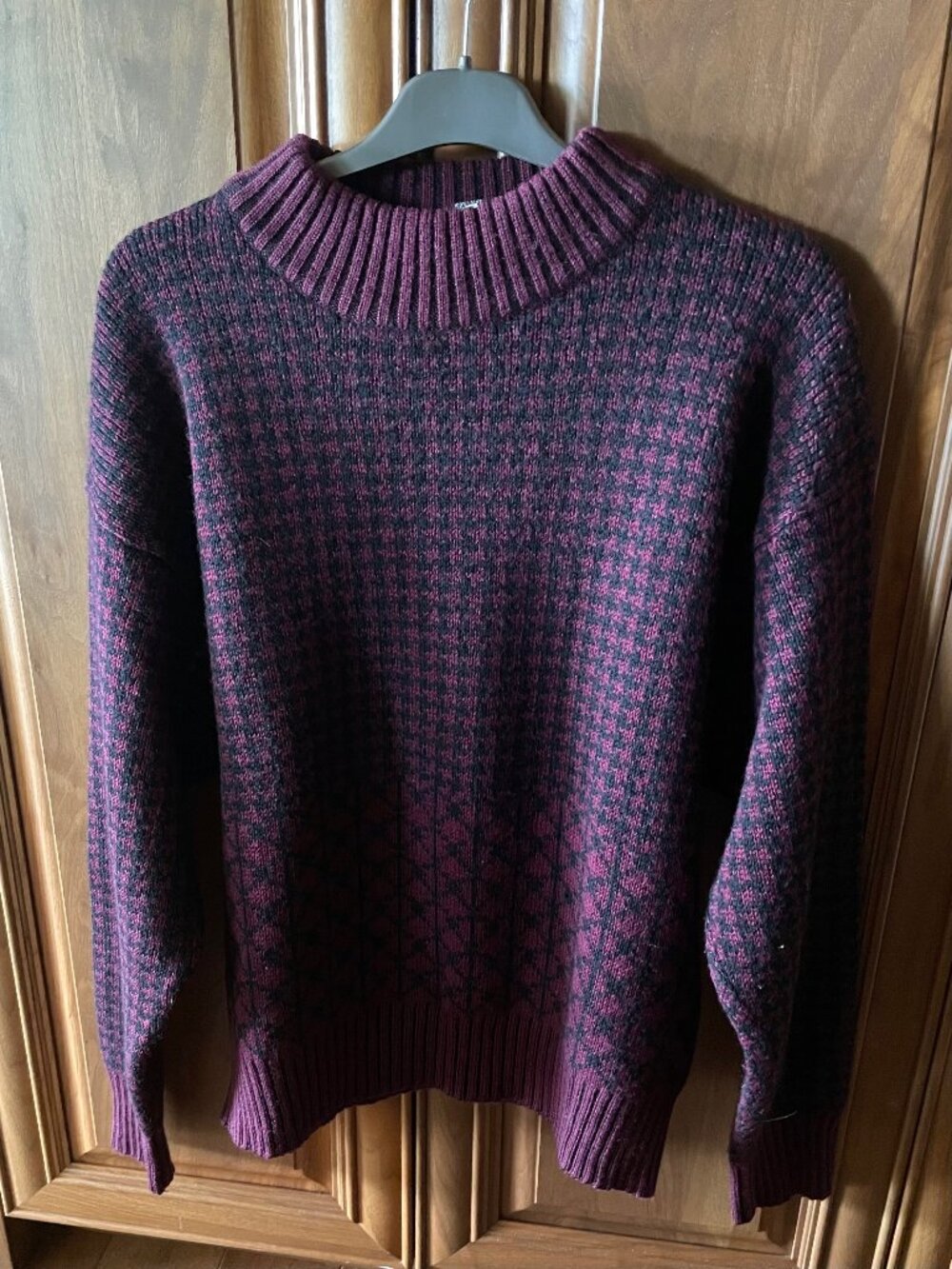 Emanuel Ungaro Paris Heavyweight 100% wool Deep Burgundy Large